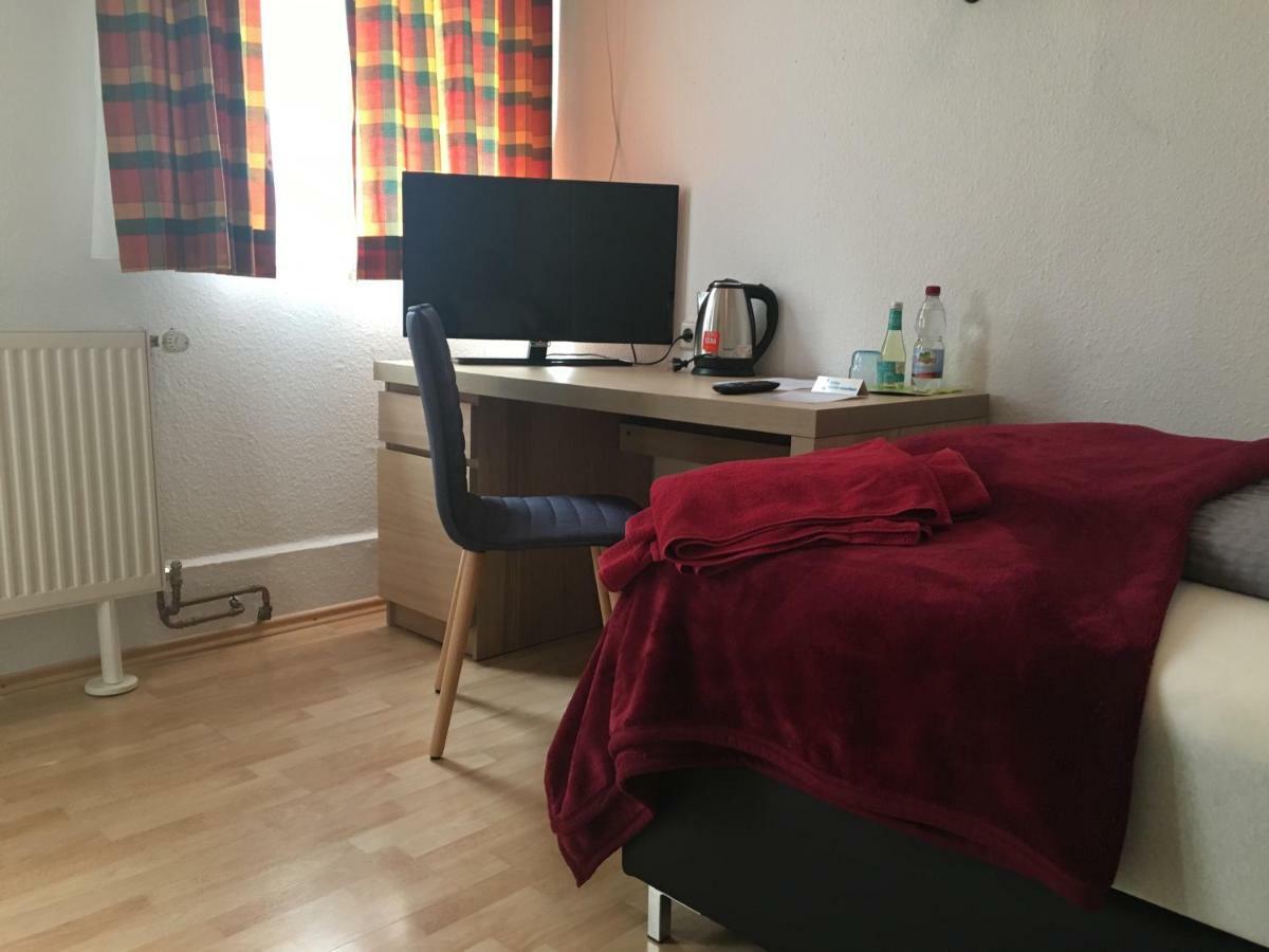 Hotel Lamm Stuttgart Waldenbuch Екстер'єр фото